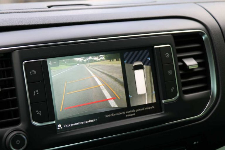 Opel Zafira Life, la prova su strada