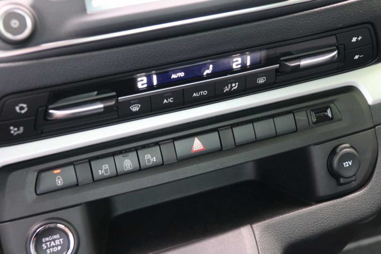 Opel Zafira Life, la prova su strada