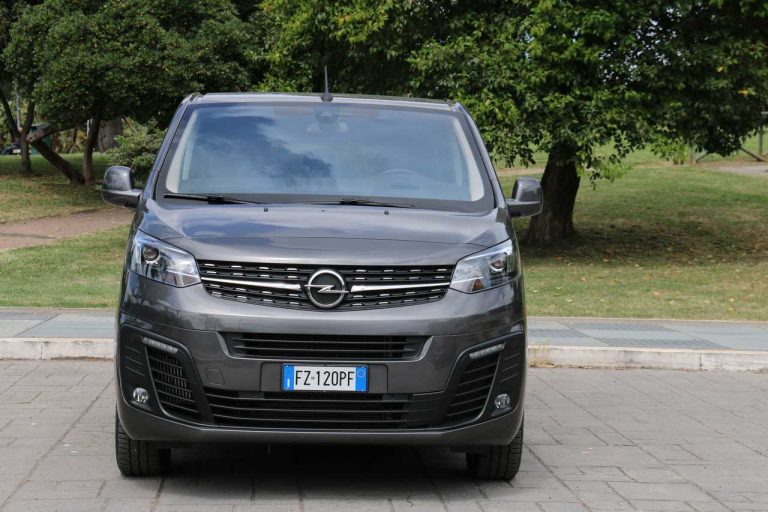 Opel Zafira Life, la prova su strada