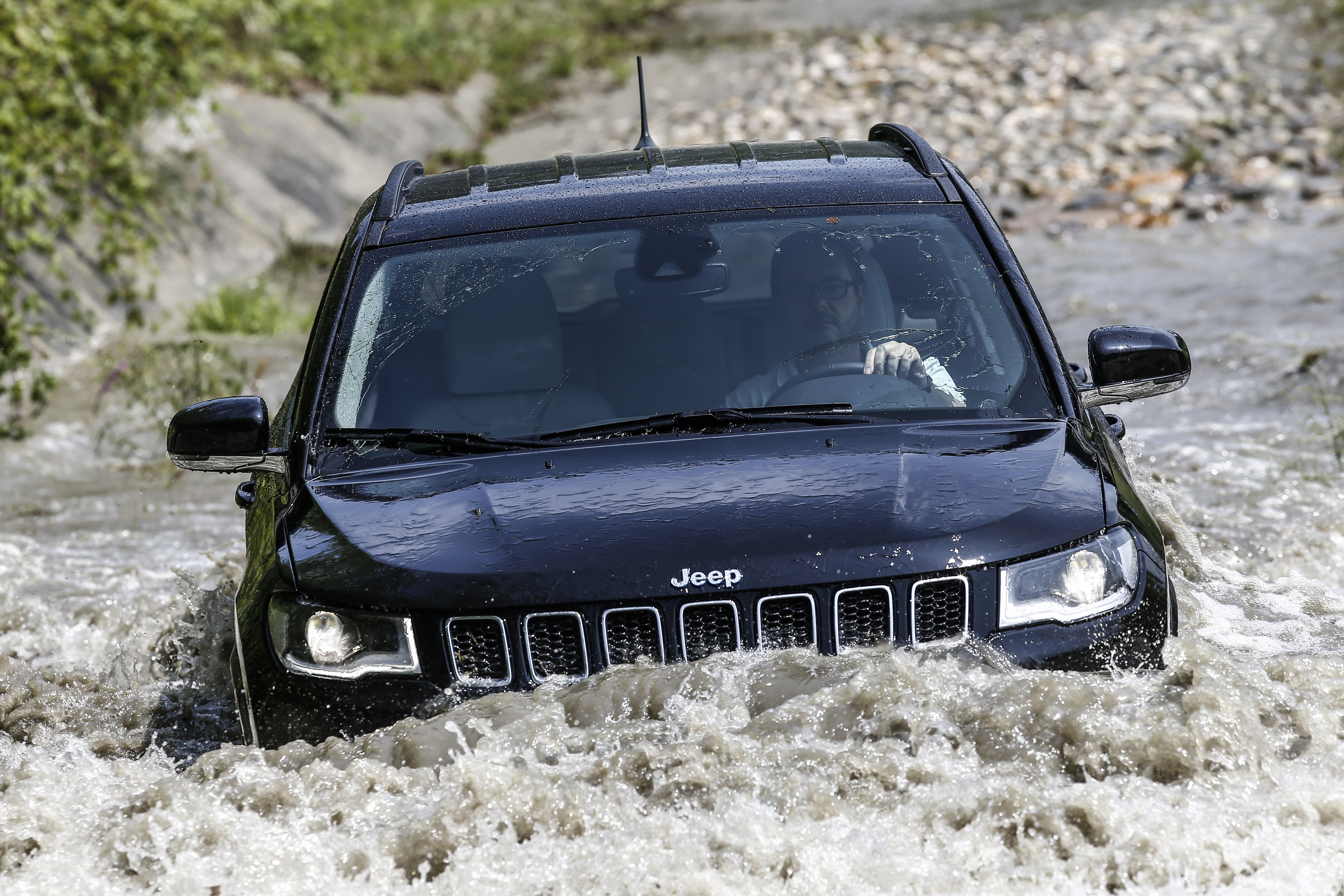 Jeep Compass 4xe e Jeep Renegade 4xe: le immagini