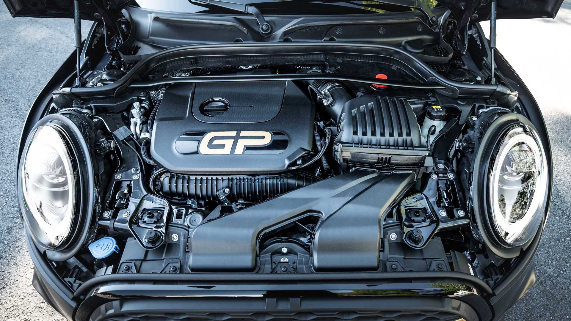 MINI John Cooper Works GP by Manhart: immagini ufficiali