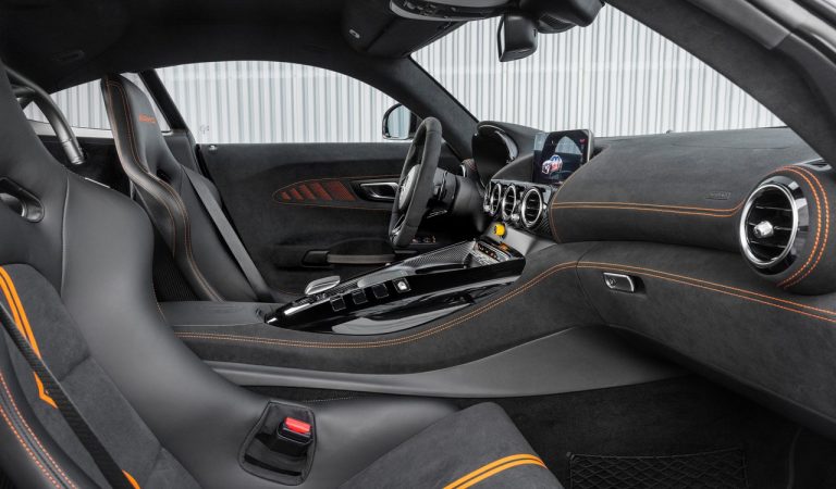 Mercedes-AMG GT Black Series: immagini ufficiali