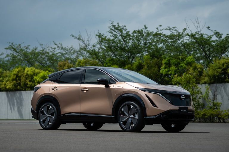 Nissan Ariya: immagini ufficiali