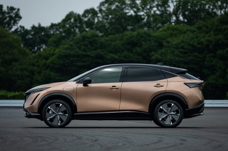 Nissan Ariya: immagini ufficiali