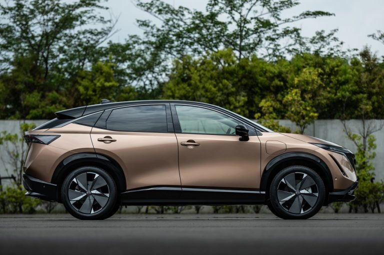 Nissan Ariya: immagini ufficiali