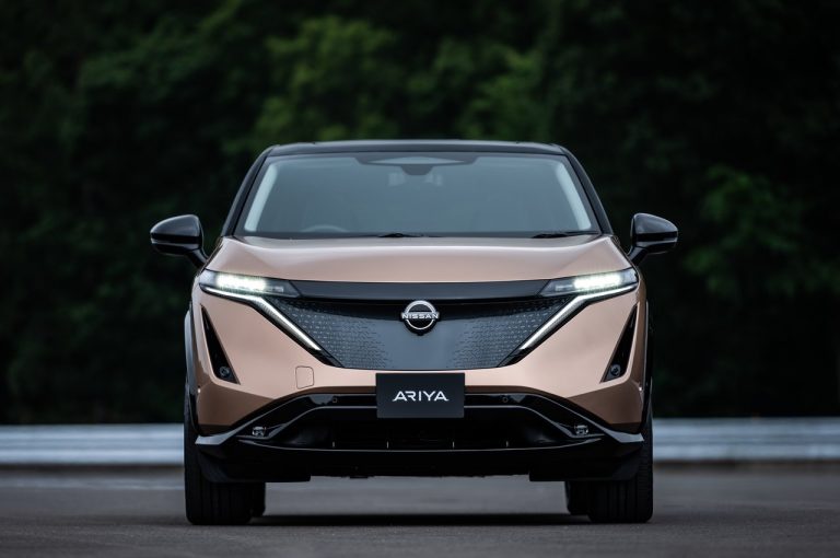 Nissan Ariya: immagini ufficiali