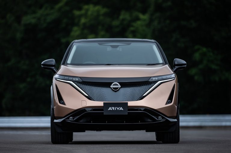 Nissan Ariya: immagini ufficiali