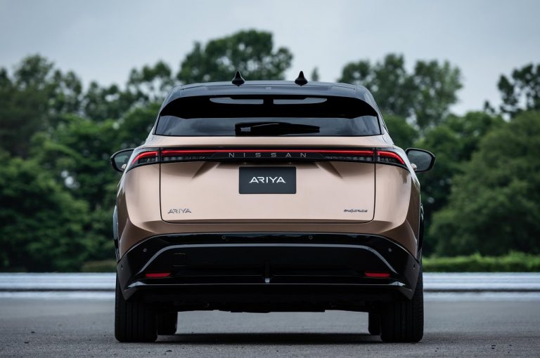 Nissan Ariya: immagini ufficiali