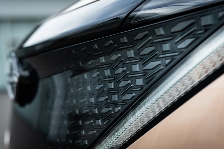 Nissan Ariya: immagini ufficiali
