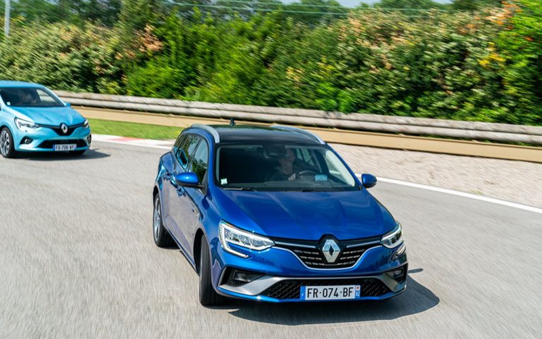 Renault Clio, Captur e Megane E-Tech: immagini ufficiali