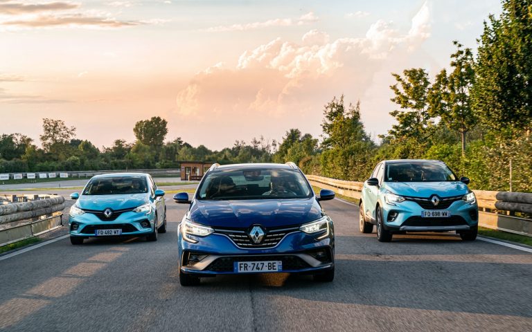 Renault Clio, Captur e Megane E-Tech: immagini ufficiali