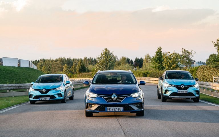 Renault Clio, Captur e Megane E-Tech: immagini ufficiali