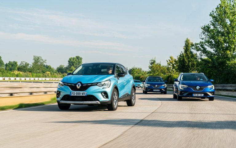 Renault Clio, Captur e Megane E-Tech: immagini ufficiali