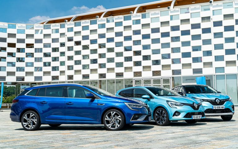 Renault Clio, Captur e Megane E-Tech: immagini ufficiali