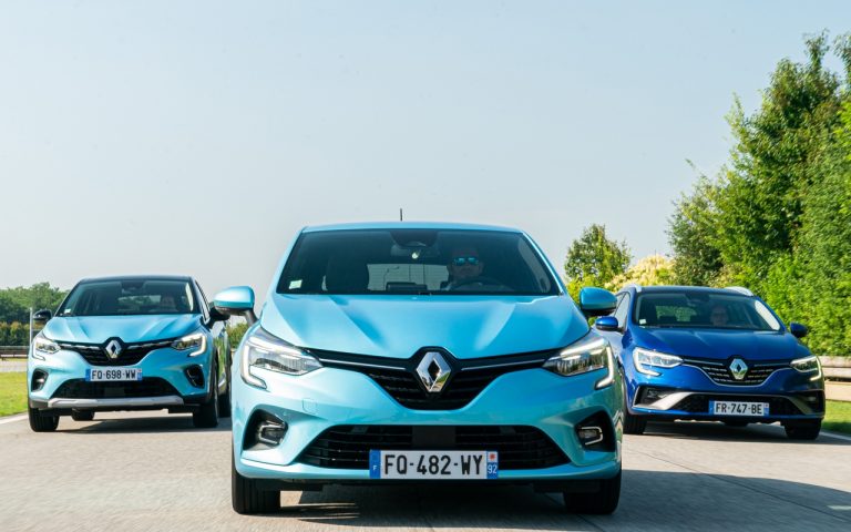 Renault Clio, Captur e Megane E-Tech: immagini ufficiali