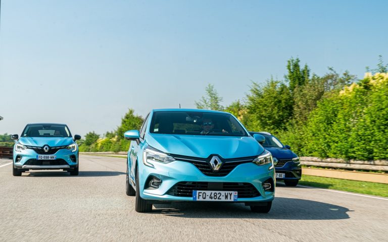 Renault Clio, Captur e Megane E-Tech: immagini ufficiali