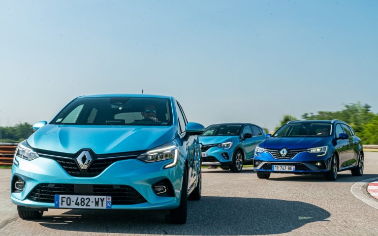 Renault Clio, Captur e Megane E-Tech: immagini ufficiali