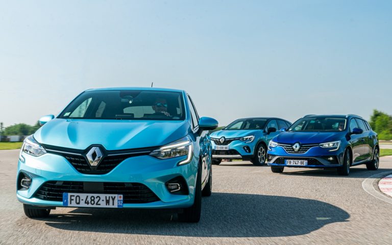 Renault Clio, Captur e Megane E-Tech: immagini ufficiali