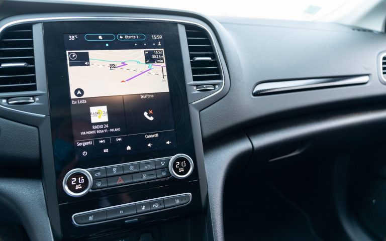 Renault Clio, Captur e Megane E-Tech: immagini ufficiali