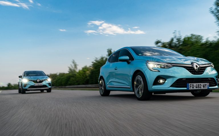Renault Clio, Captur e Megane E-Tech: immagini ufficiali