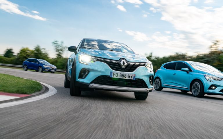 Renault Clio, Captur e Megane E-Tech: immagini ufficiali