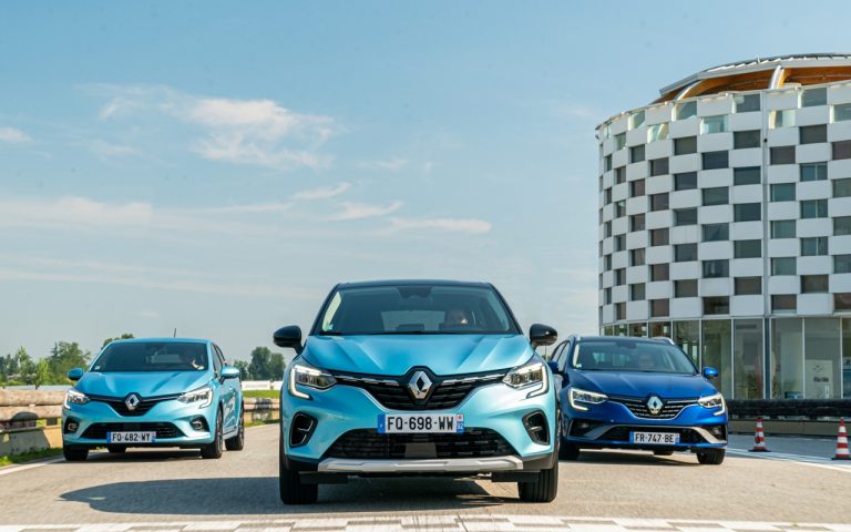 Renault Clio, Captur e Megane E-Tech: immagini ufficiali