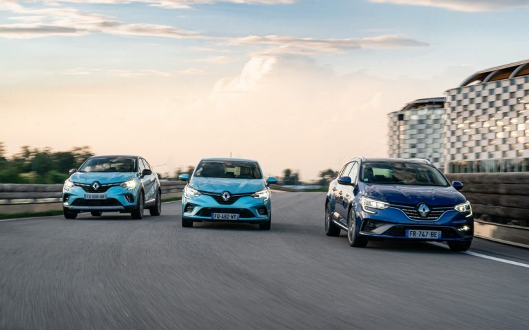 Renault Clio, Captur e Megane E-Tech: immagini ufficiali