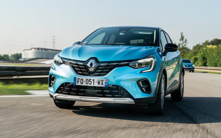 Renault Clio, Captur e Megane E-Tech: immagini ufficiali