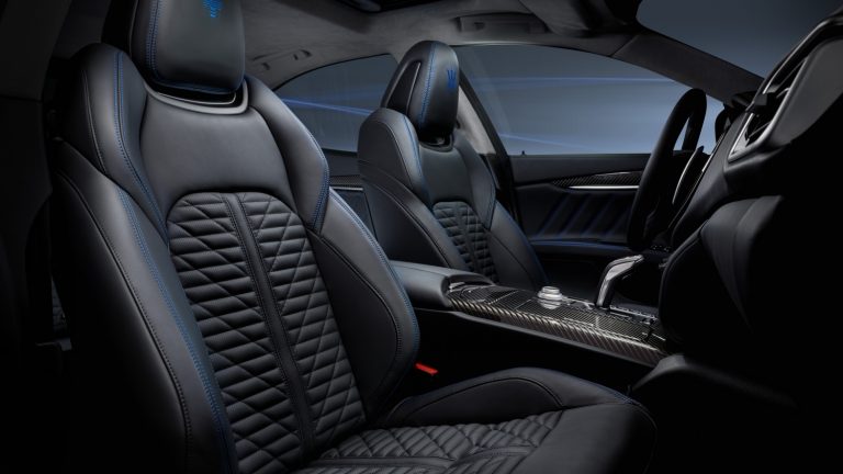 Maserati Ghibli Hybrid: immagini ufficiali