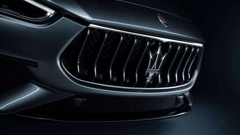 Maserati Ghibli Hybrid: immagini ufficiali