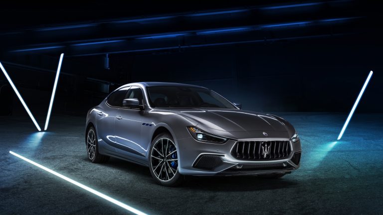 Maserati Ghibli Hybrid: immagini ufficiali