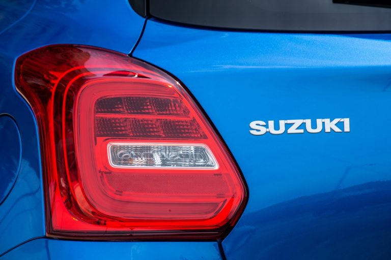 Suzuki Swift Sport Hybrid e Swift Hybrid