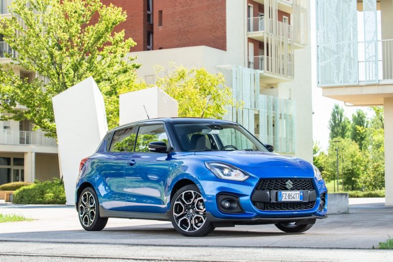 Suzuki Swift Sport Hybrid e Swift Hybrid