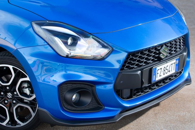 Suzuki Swift Sport Hybrid e Swift Hybrid