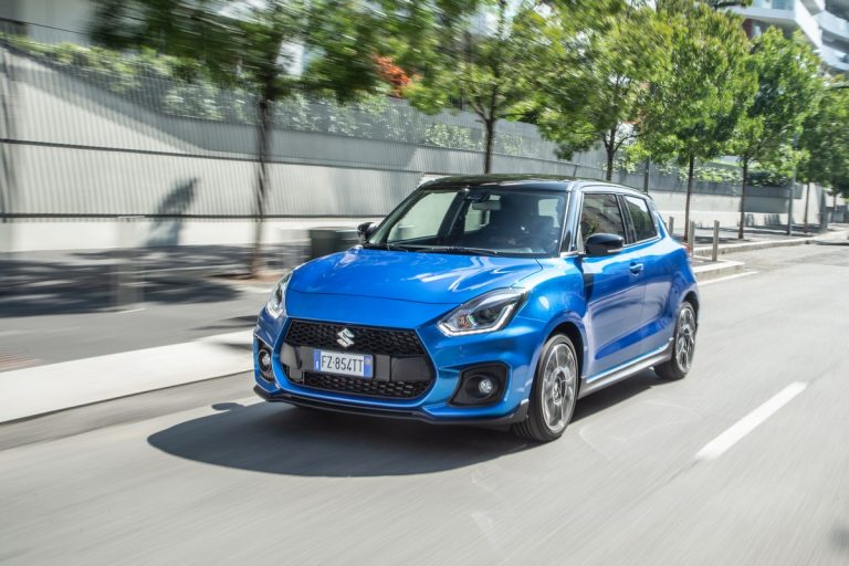 Suzuki Swift Sport Hybrid e Swift Hybrid
