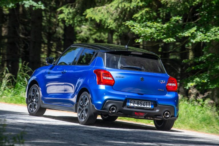 Suzuki Swift Sport Hybrid e Swift Hybrid