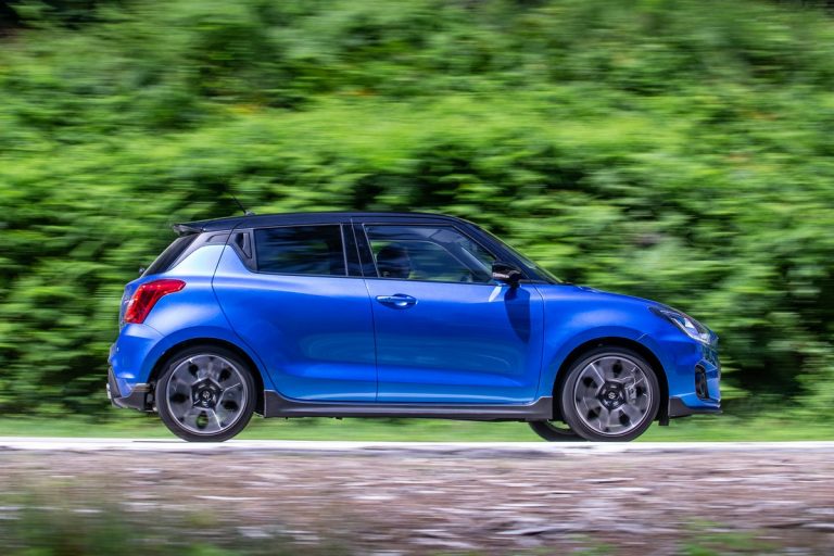 Suzuki Swift Sport Hybrid e Swift Hybrid