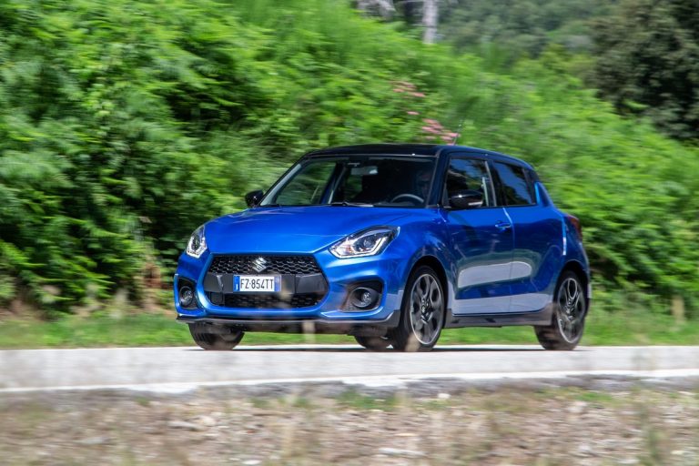 Suzuki Swift Sport Hybrid e Swift Hybrid