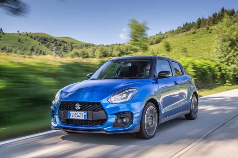 Suzuki Swift Sport Hybrid e Swift Hybrid