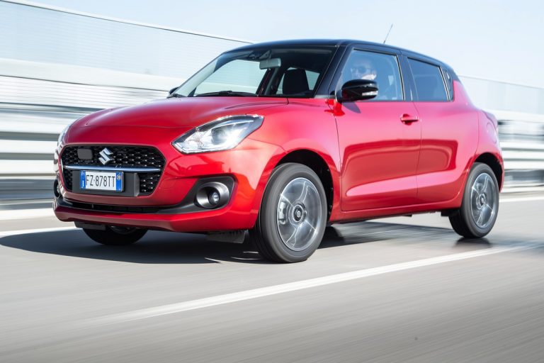 Suzuki Swift Sport Hybrid e Swift Hybrid