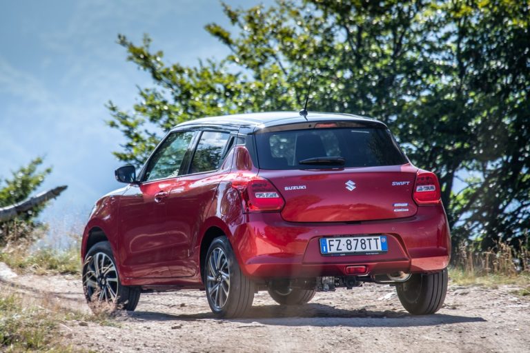 Suzuki Swift Sport Hybrid e Swift Hybrid