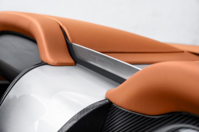 Rolls-Royce Dawn Silver Bullet 2020: immagini ufficiali