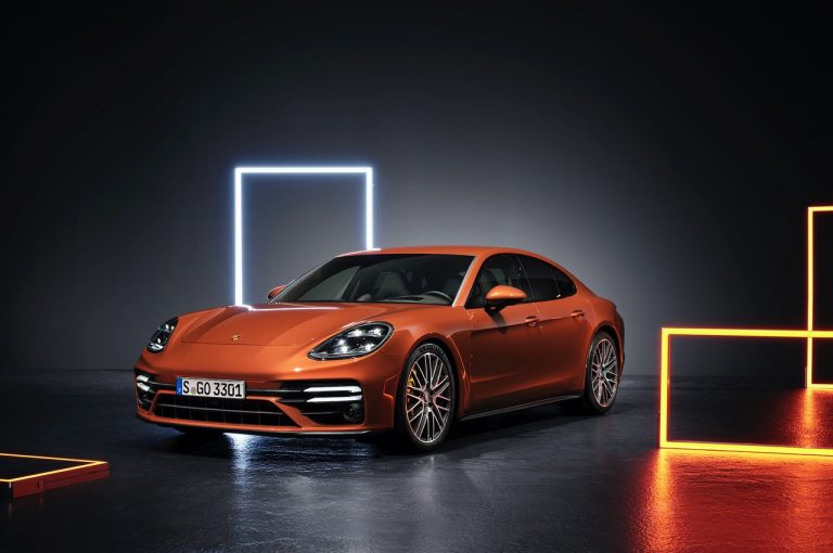 Porsche Panamera 2021: immagini ufficiali