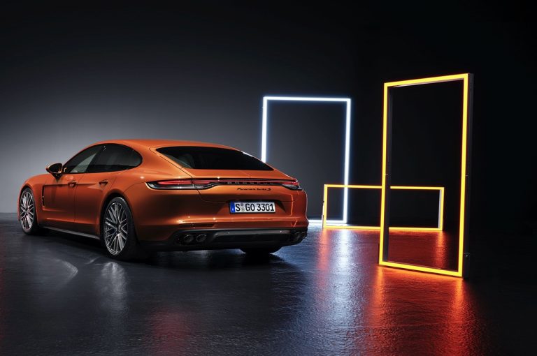 Porsche Panamera 2021: immagini ufficiali