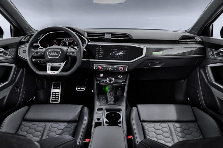 Audi, aggiornamenti 2021 alle dotazioni della gamma sportiva