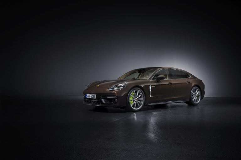 Porsche Panamera 2021: immagini ufficiali