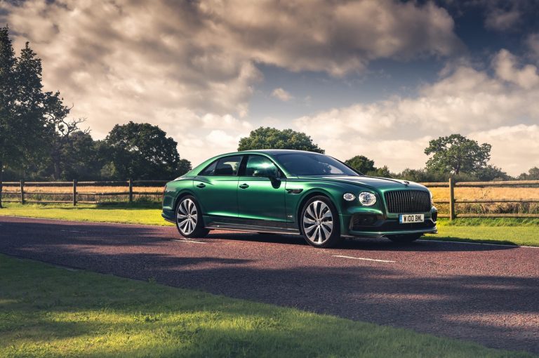 Bentley Flying Spur 2020, nuovi accessori: immagini ufficiali
