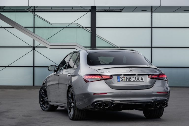 Mercedes Classe E restyling: primo contatto