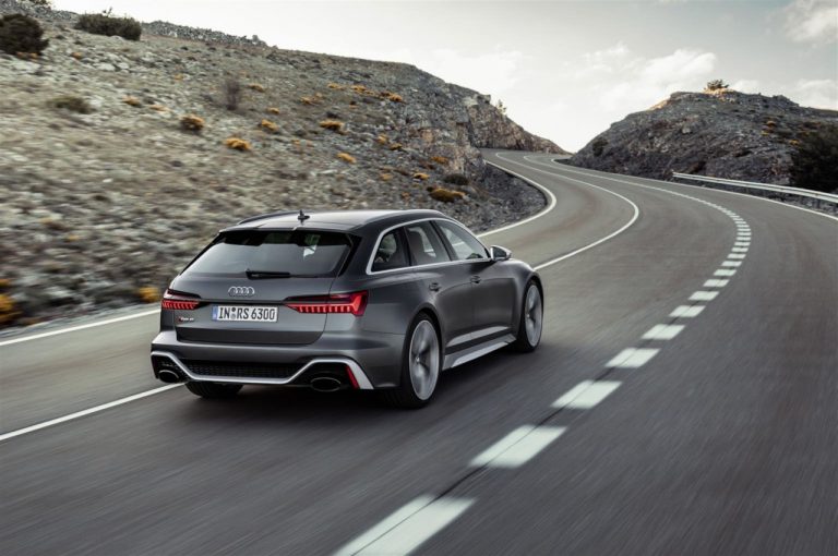 Audi, aggiornamenti 2021 alle dotazioni della gamma sportiva