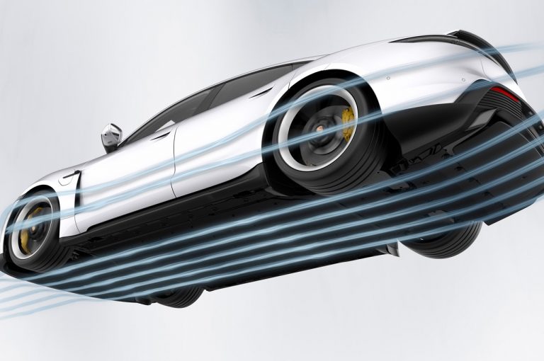 Porsche Taycan 2021: immagini ufficiali